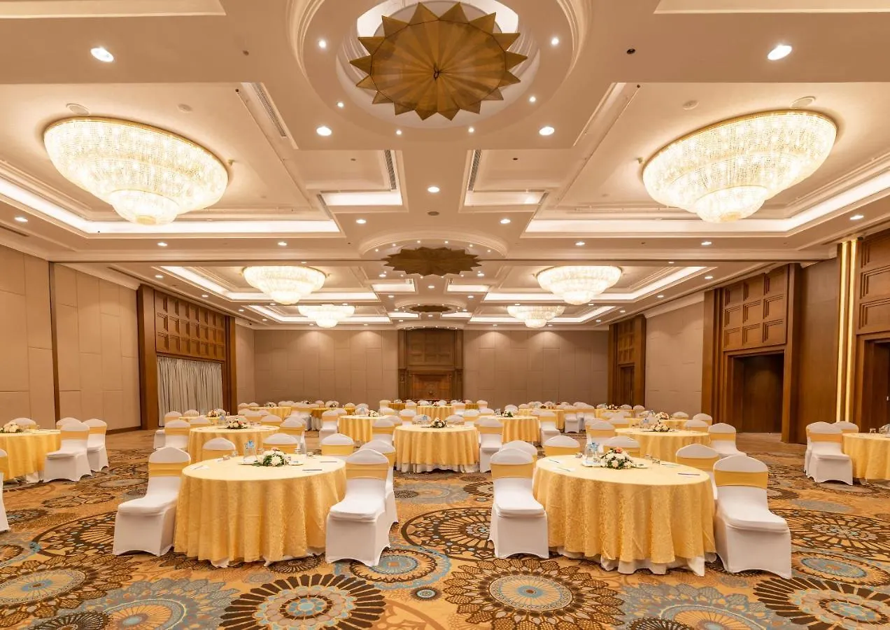 The Soaltee Kathmandu Hotel 5*,
